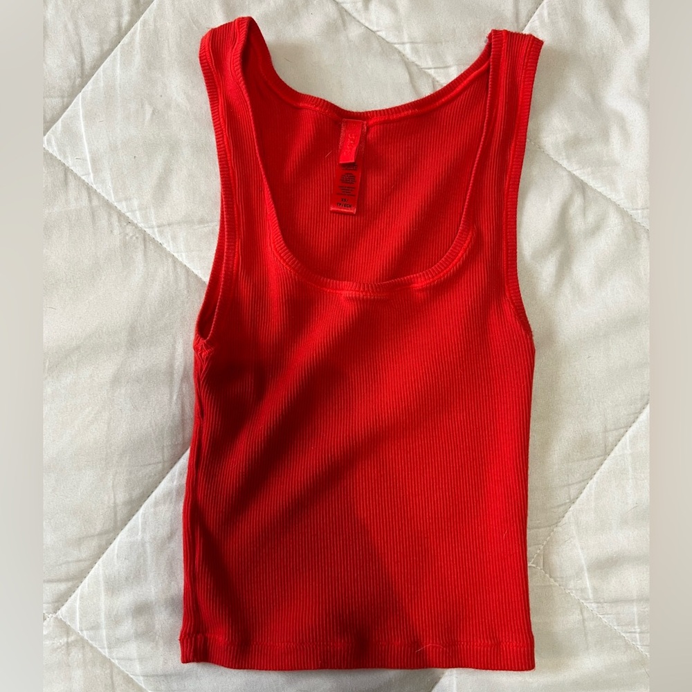 SKIMS ruby tank